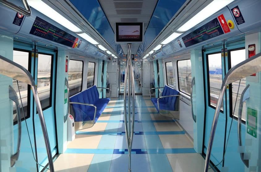 Interior do metrô de Dubai