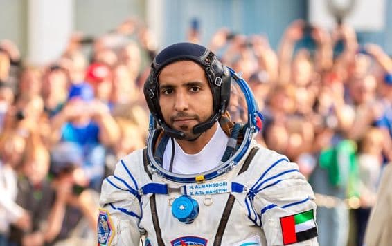 Astronauta dos Emirados Árabes Unidos.