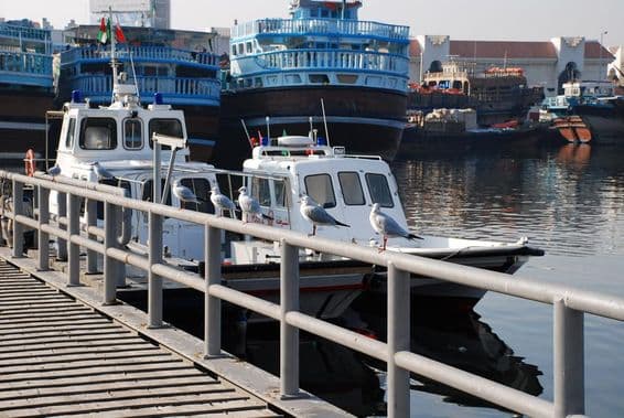 Barcos policiais de Dubai.