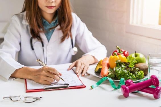 Calculando valores em um sistema de classificação nutricional.
