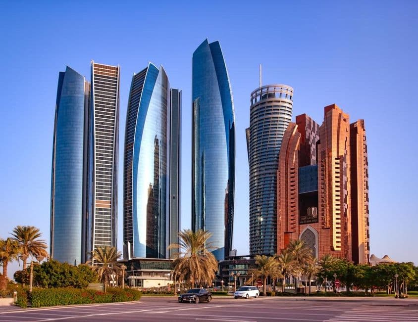 Arranha-céus de Abu Dhabi.