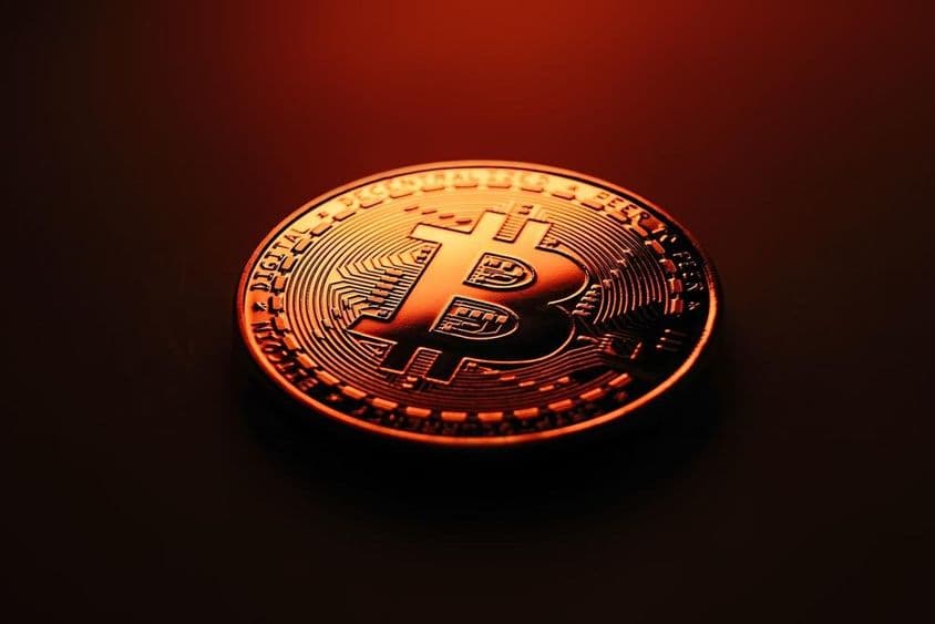 Moeda de ouro bitcoin.