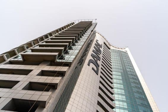Fachada do edifício da empresa de desenvolvimento Damac.