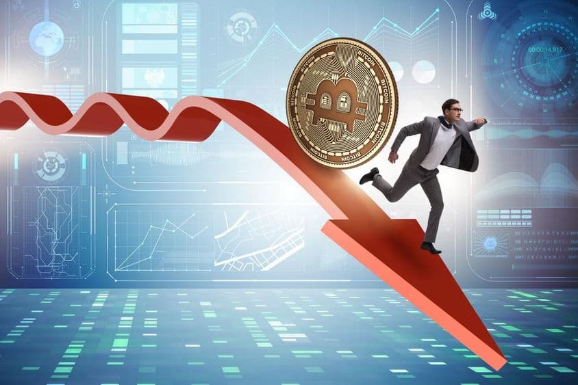 Bitcoin perseguido por empresário em meio à queda de preço da criptomoeda.