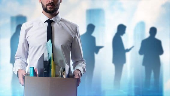 Silhuetas de homens começando a trabalhar.