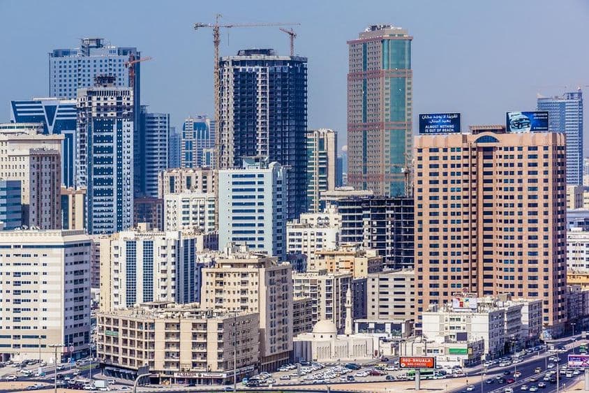 Sharjah - a terceira maior e mais populosa cidade dos Emirados Árabes Unidos.