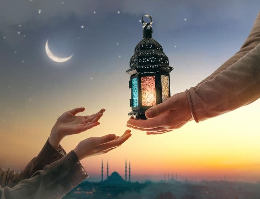 Convite celebrativo para o mês sagrado muçulmano, Ramadan.