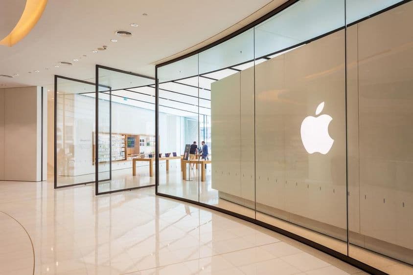 Apple Store localizada no Dubai Mall, Emirados Árabes Unidos.