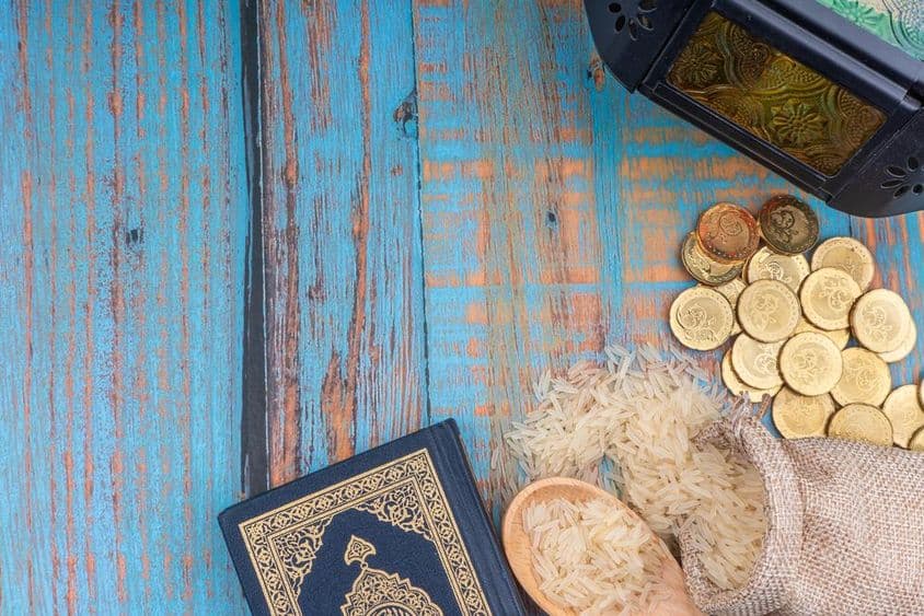 Zakat como forma de obrigação religiosa em esmolas.