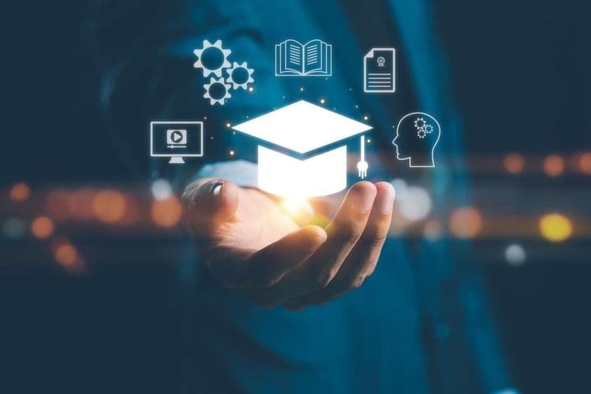 Inteligência artificial e aprendizado de máquina facilitam o aprendizado personalizado.