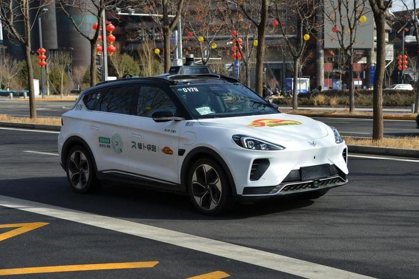 A próxima geração de táxi autônomo da Baidu e do Grupo BAIC.