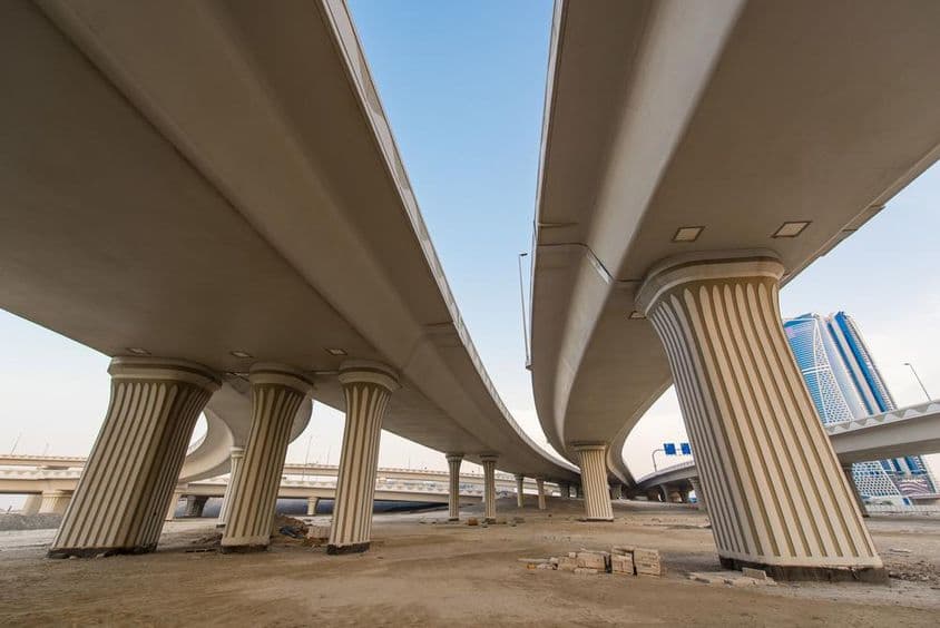 Dubai, Emirados Árabes Unidos, ponte automotiva.