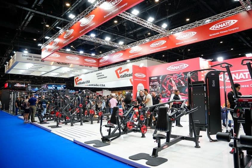 Show de Músculos na Cidade Expo Dubai