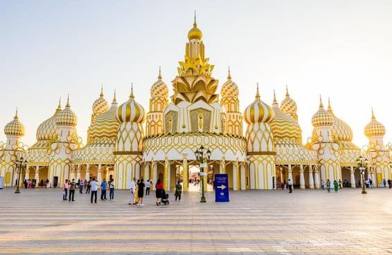 Global Village Dubai, edifícios em estilo russo.