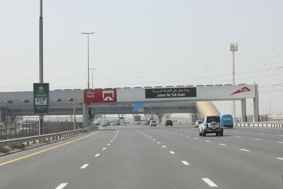 Sheikh Zayed Road, a estrada mais prestigiosa de Dubai.