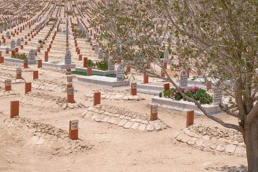 Cemitério muçulmano moderno.