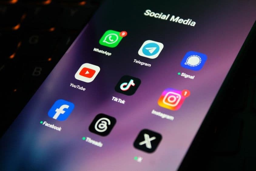 Aplicativos populares de mídia social.