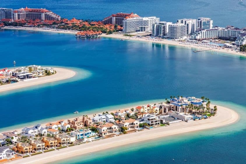 Vilas de luxo em Dubai na ilha artificial de Palm Jumeirah.
