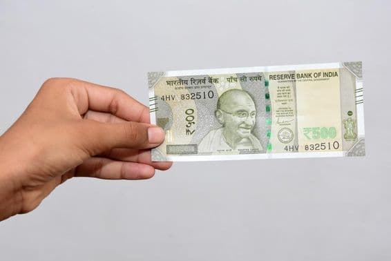Nova moeda indiana, nota de 500 rupias.