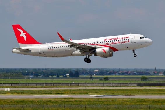 Avião Airbus A320-200 A6-AOO da Air Arabia