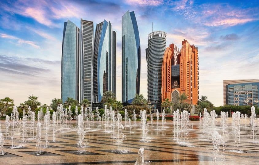Arranha-céus em Abu Dhabi.