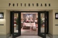 Pottery Barn no Shops at Riverside, um shopping sofisticado.