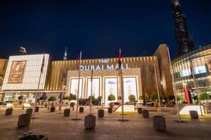 O Dubai Mall, o maior shopping do mundo nos Emirados Árabes Unidos.