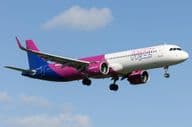 Wizz Air com uma aeronave Airbus A321-271NX.