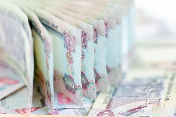 Dirham dos Emirados Árabes Unidos, moeda em papel.