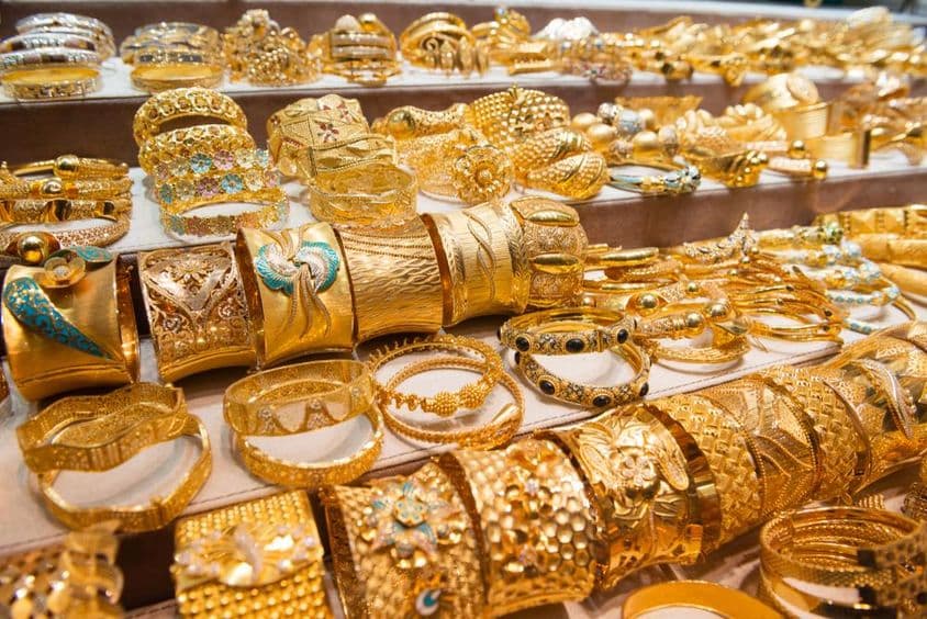 Exposição de joias no mercado do ouro em Dubai.