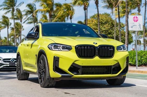 BMW X4 M crossover de 2022.