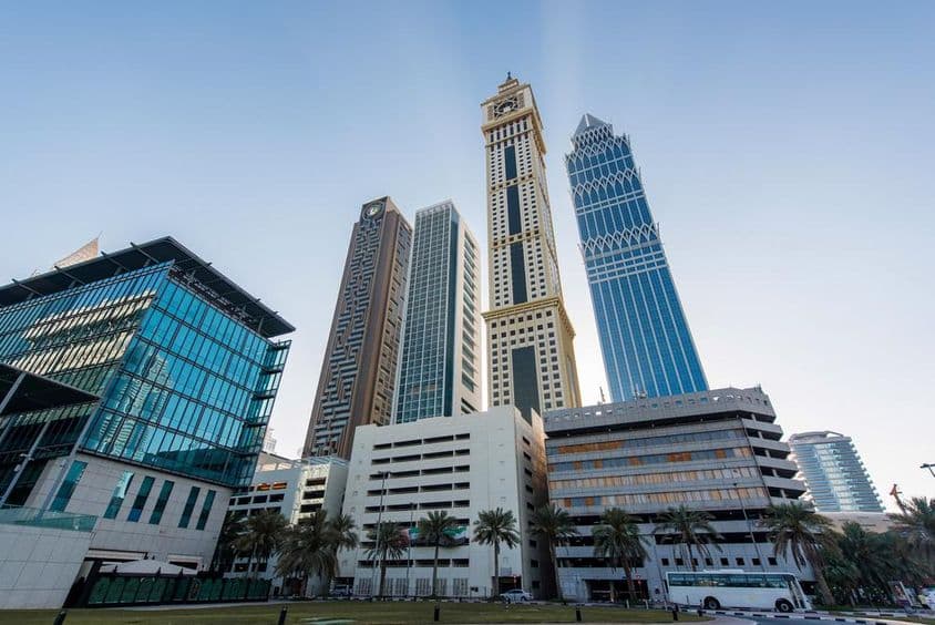 A torre 'Big Ben' dos Emirados Árabes Unidos.