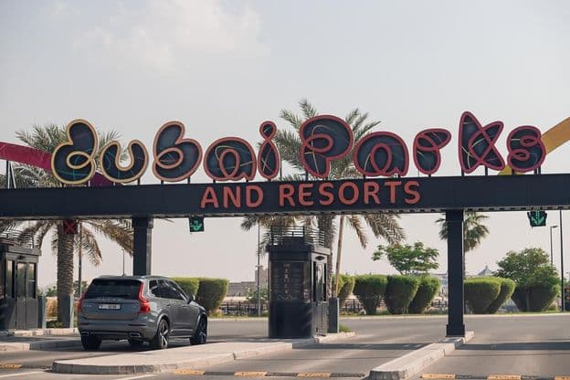 Entrada do Dubai Parks e Resorts.