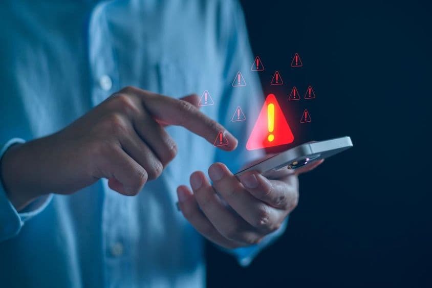 Alerta de emergência em um telefone