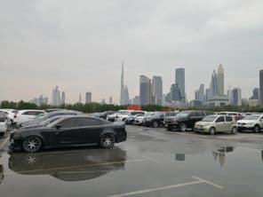 Uma rara e intensa chuva em Dubai