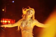 Shakira se apresentando na Arena de Minsk