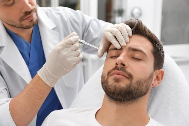 Tratamento facial discreto masculino