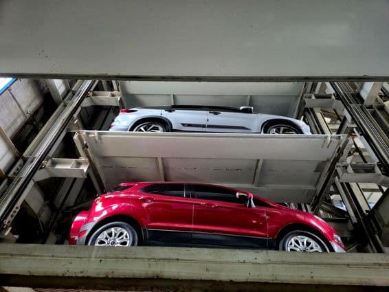 garagem moderna automatizada de vários níveis