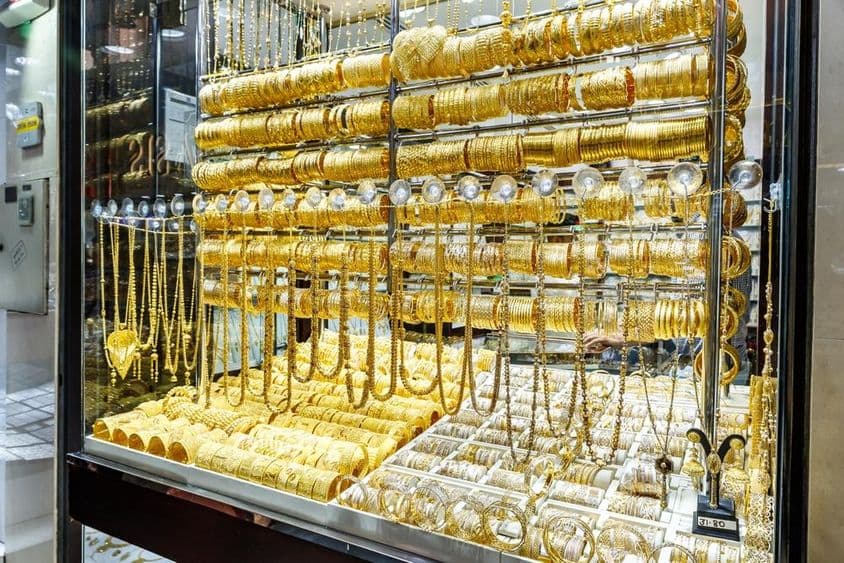 Vitrine de loja de joias no Mercado do Ouro