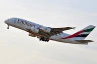 O avião Airbus A380-800 da EMIRATES AIRLINES
