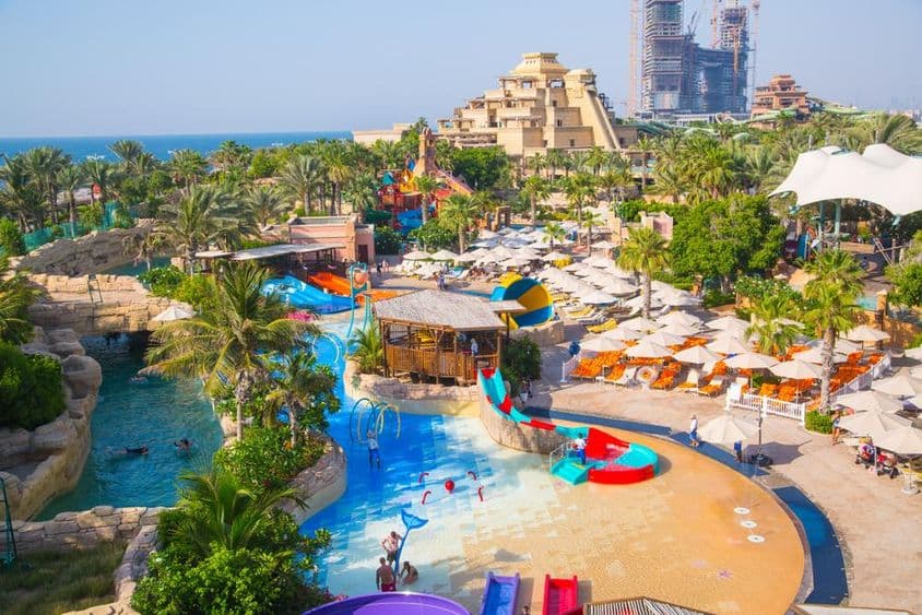 Vista do Aquaventure Waterpark e da Torre de Netuno