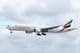 Uma aeronave Emirates Boeing 777-31HER